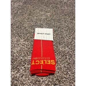 Select start red crew socks C18-31
